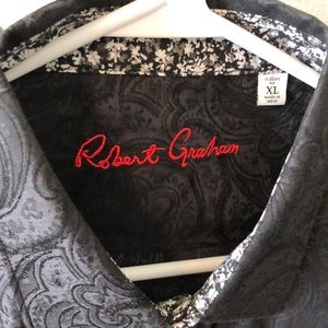 Robert Graham short sleeve. Flip cuff XL